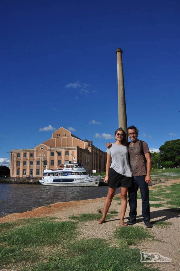 1000dias na Usina do Gasômetro, em Porto Alegre, no Rio Grande do Sul